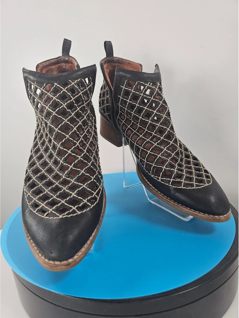 N/A these stylish